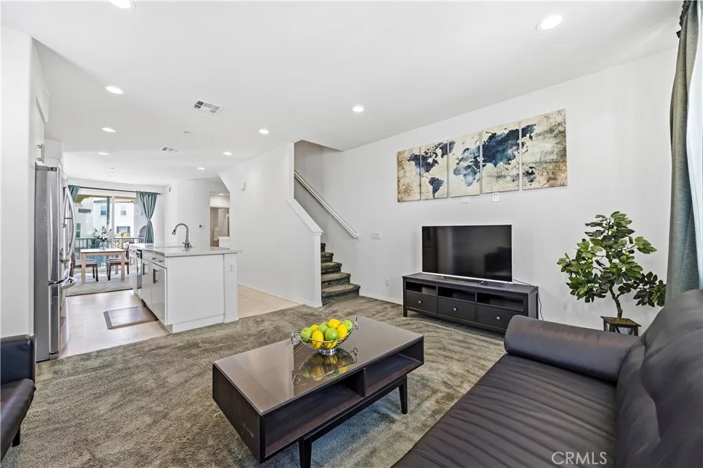11175 Legion Loop 110, El Monte, California 91731 home-pic-11