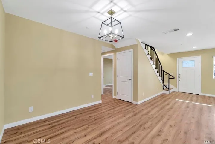1111 St N Mulberry, Compton, California 90222