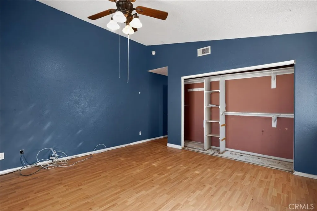 2559 E Avenue J2, Lancaster, California 93535 home-pic-23