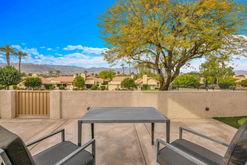 12 Bonita Lane, Palm Desert, California 92260 home-pic-29