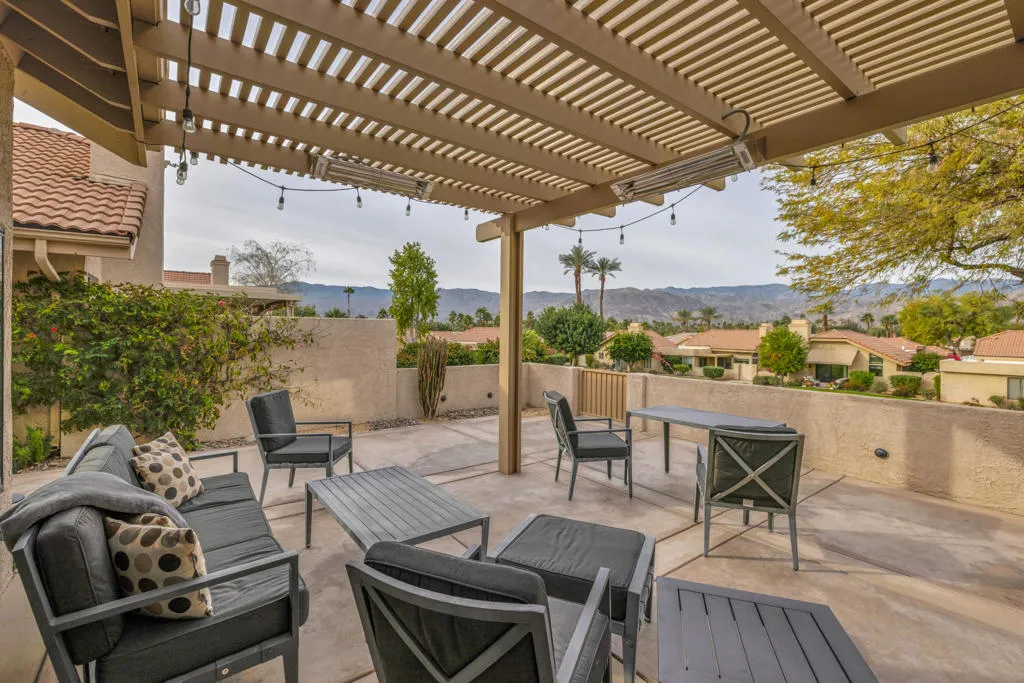 12 Bonita Lane, Palm Desert, California 92260 home-pic-37