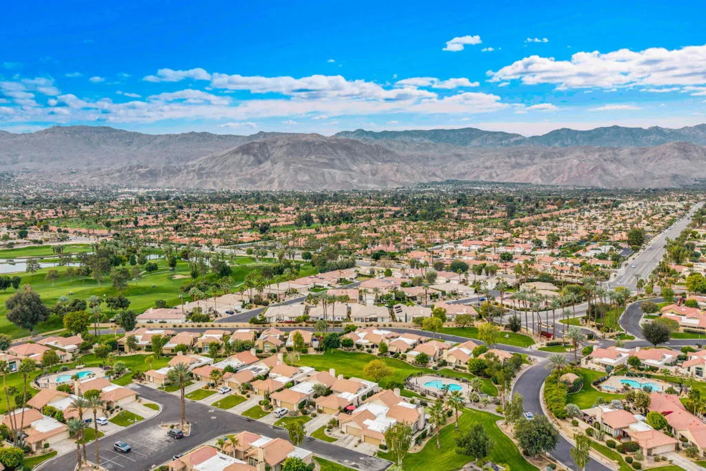 12 Bonita Lane, Palm Desert, California 92260 home-pic-42