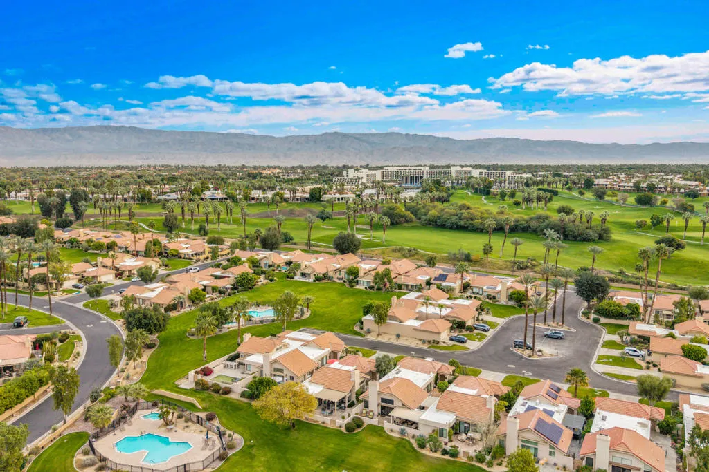 12 Bonita Lane, Palm Desert, California 92260 home-pic-43