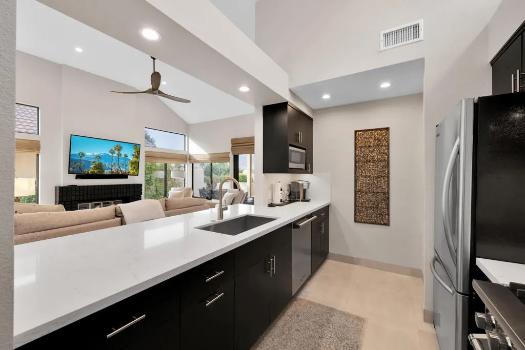 12 Bonita Lane, Palm Desert, California 92260 home-pic-13