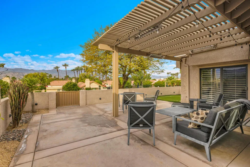 12 Bonita Lane, Palm Desert, California 92260 home-pic-24