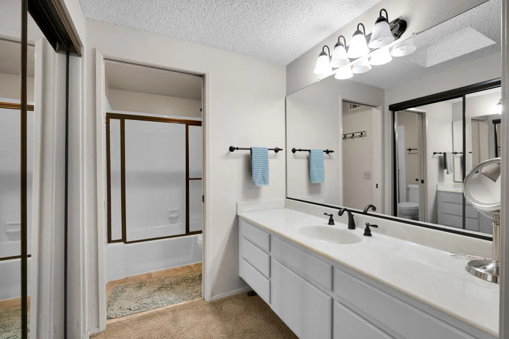 12 Bonita Lane, Palm Desert, California 92260 home-pic-22