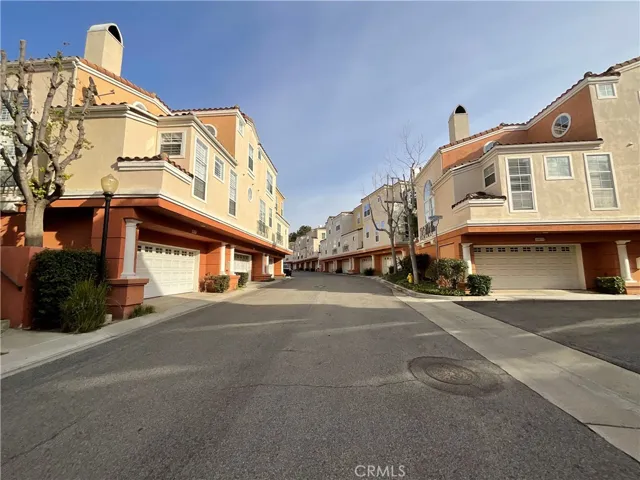 Quiet, clean neighborhood.