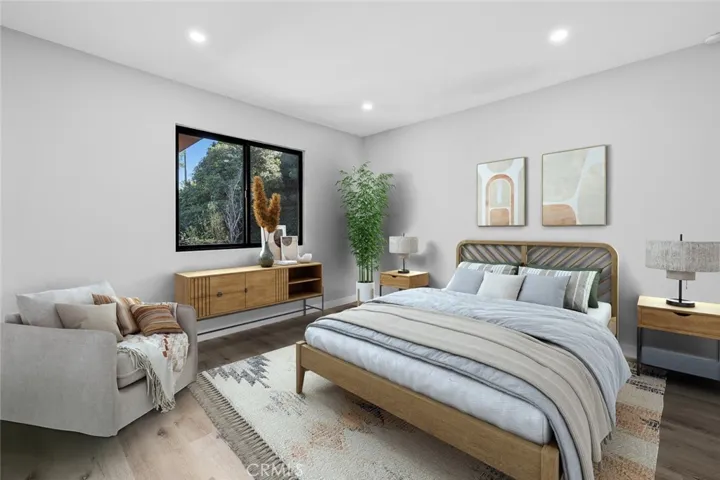 Disclaimer* image is virtually staged