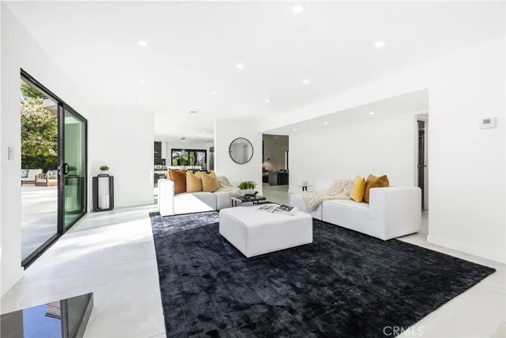 Famnily Room
