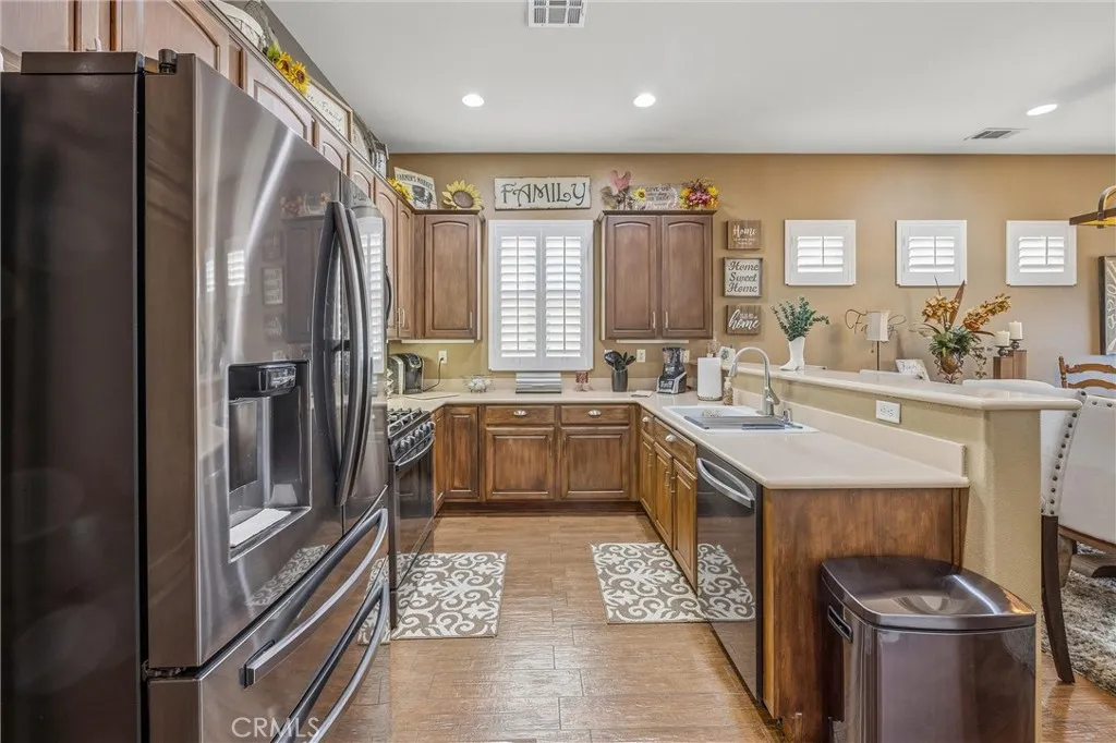 484 Brooklawn, Banning, California 92220 home-pic-17