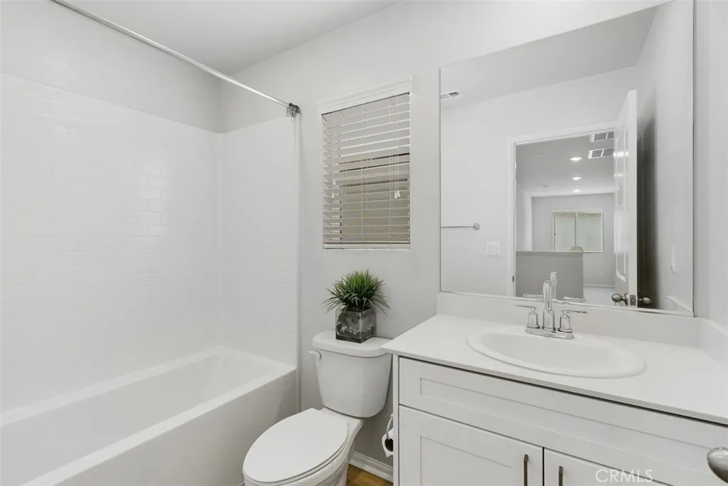 36415 Flare, Winchester, California 92596 home-pic-17
