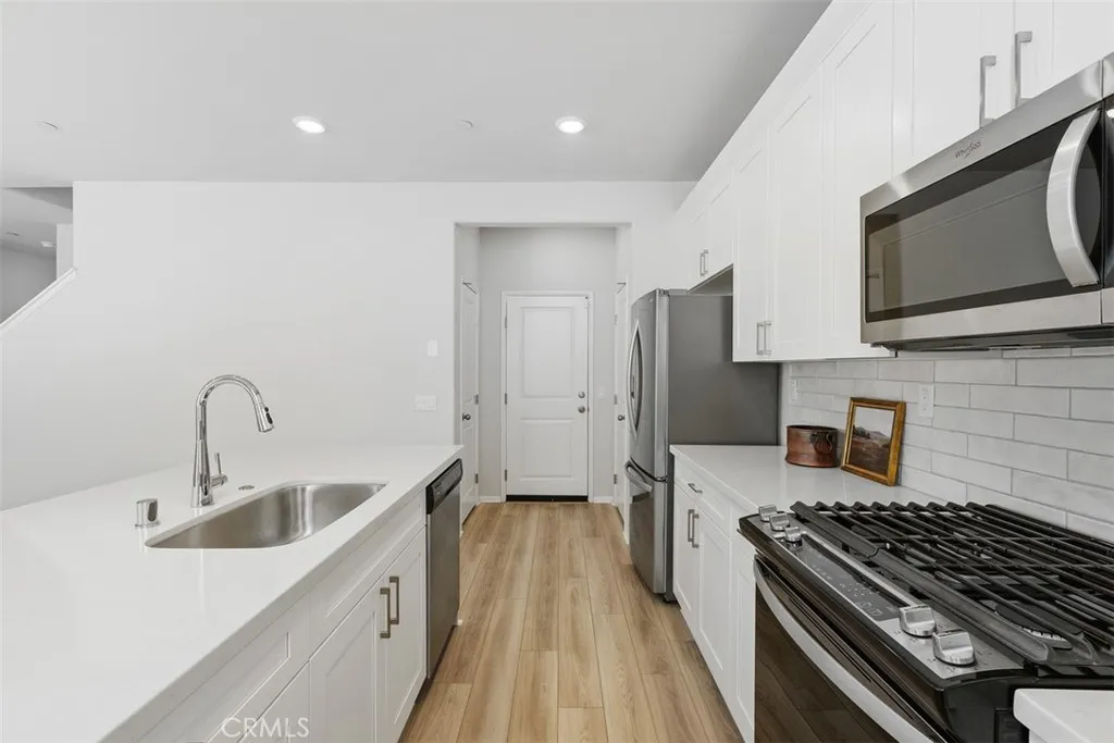36415 Flare, Winchester, California 92596 home-pic-8