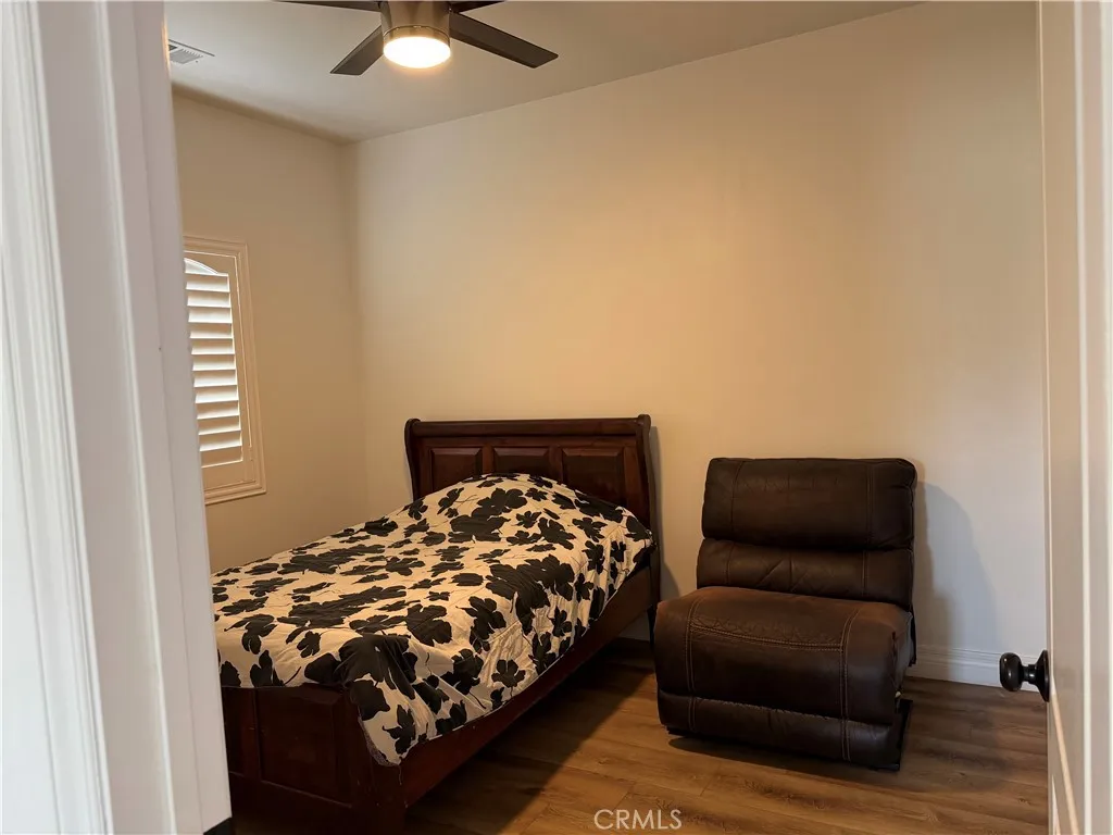 279 W 39th, San Bernardino, California 92405 home-pic-12