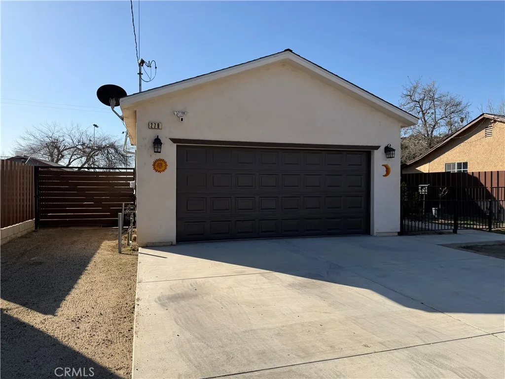 279 W 39th, San Bernardino, California 92405 home-pic-1