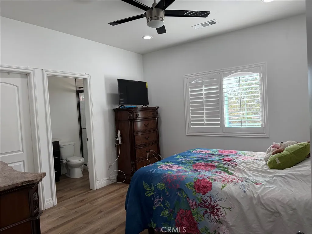 279 W 39th, San Bernardino, California 92405 home-pic-17