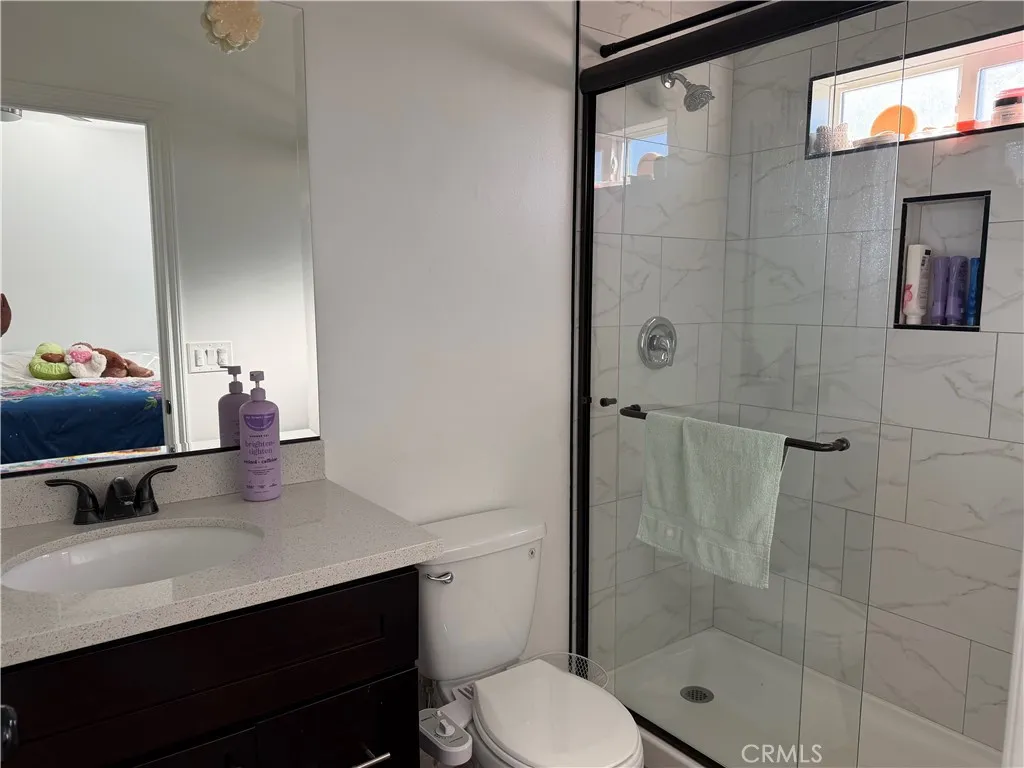 279 W 39th, San Bernardino, California 92405 home-pic-18