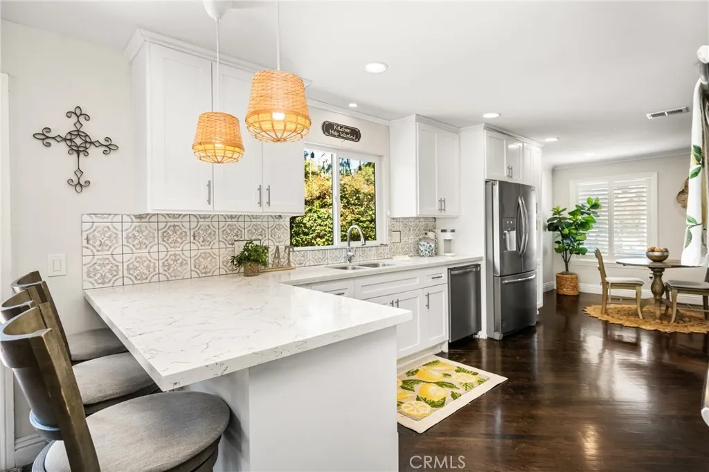 1520 E Newcrest Drive, West Covina, California 91792 home-pic-26