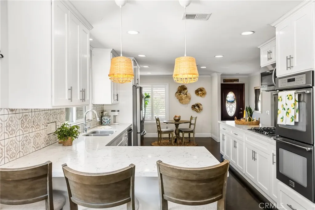 1520 E Newcrest Drive, West Covina, California 91792 home-pic-25