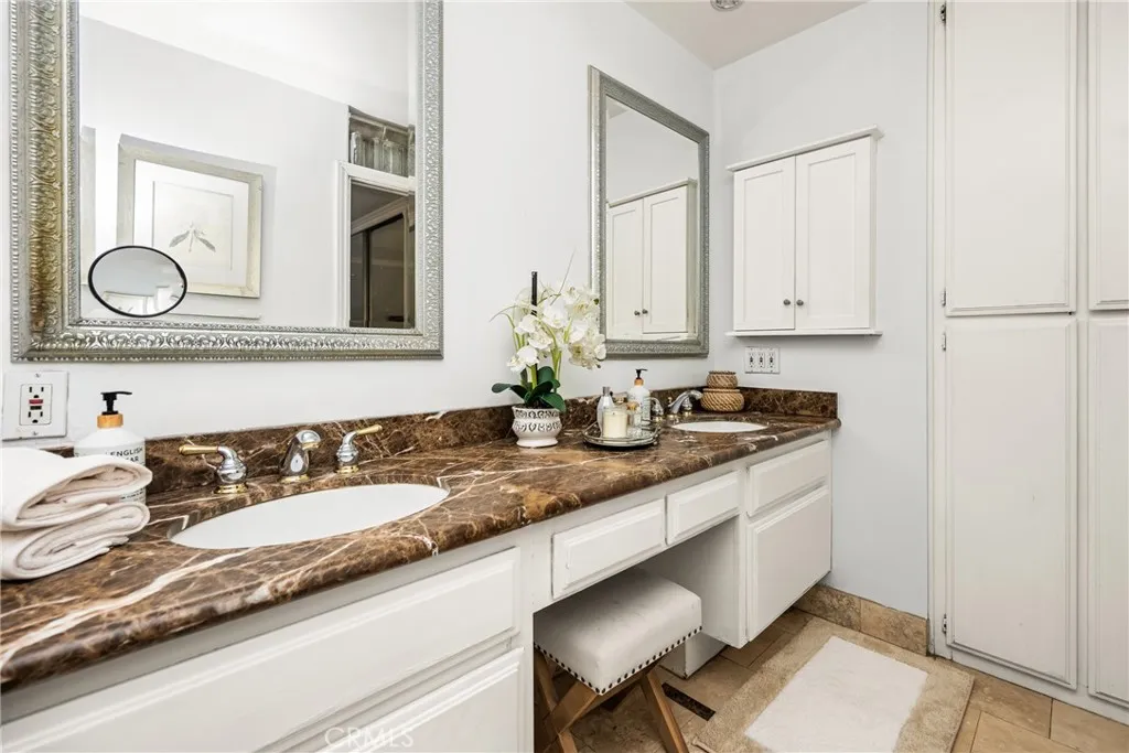 1520 E Newcrest Drive, West Covina, California 91792 home-pic-51