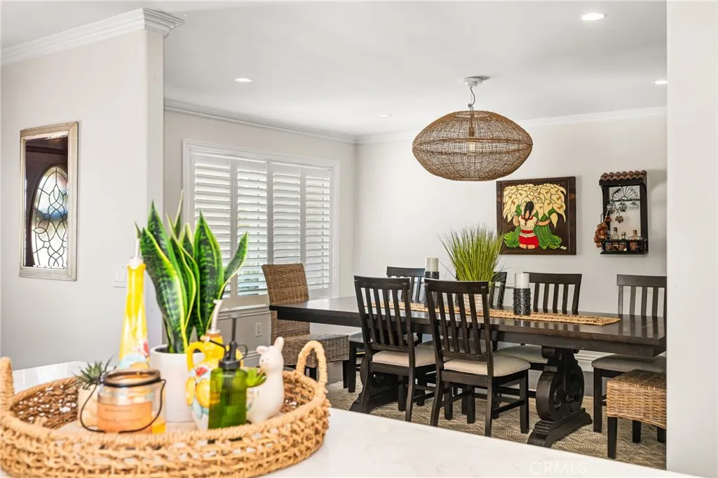 1520 E Newcrest Drive, West Covina, California 91792 home-pic-29