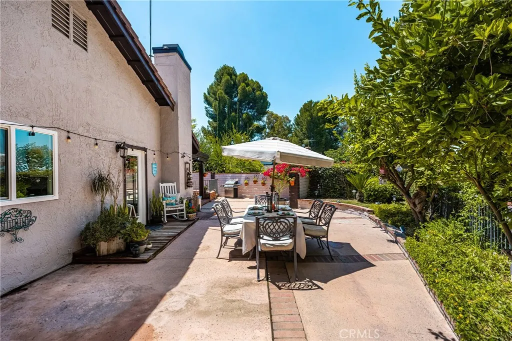 1520 E Newcrest Drive, West Covina, California 91792 home-pic-16