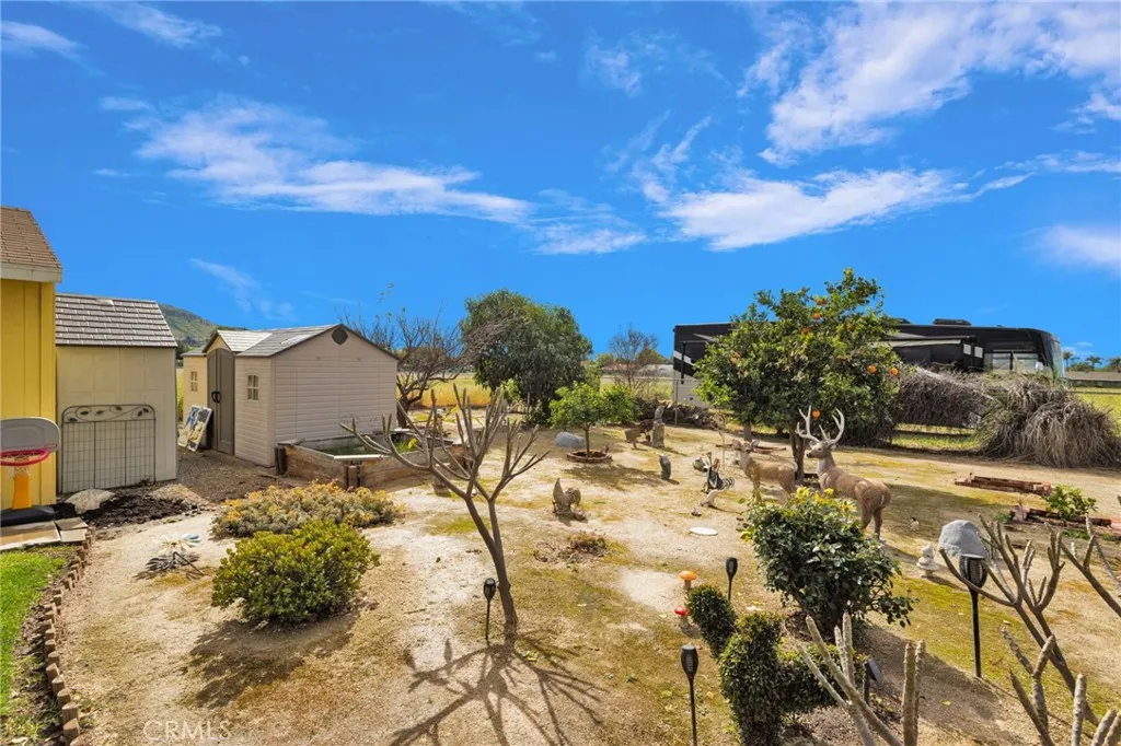 4487 Tyrolite, Jurupa Valley, California 92509 home-pic-46