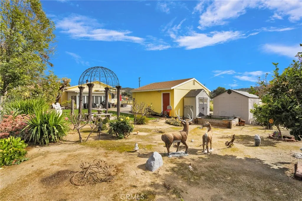4487 Tyrolite, Jurupa Valley, California 92509 home-pic-47
