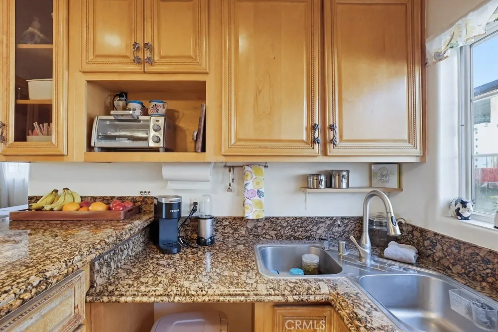 10970 Ruth, Lynwood, California 90262 home-pic-12