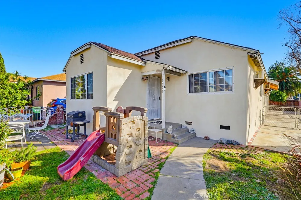10970 Ruth, Lynwood, California 90262 home-pic-5