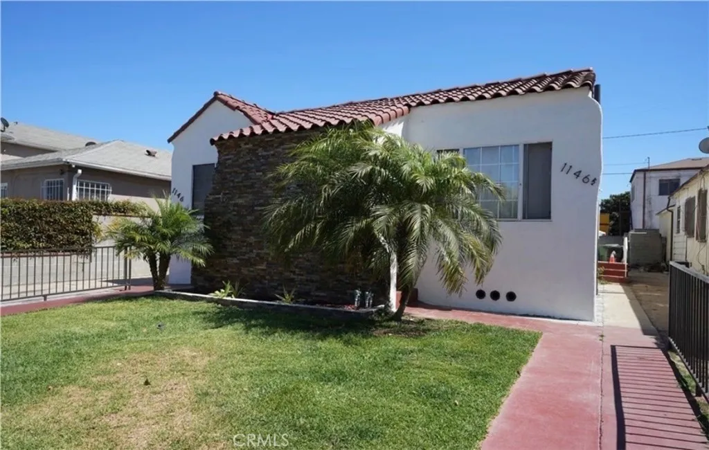 1144 W 85th, Los Angeles, California 90044 home-pic-1