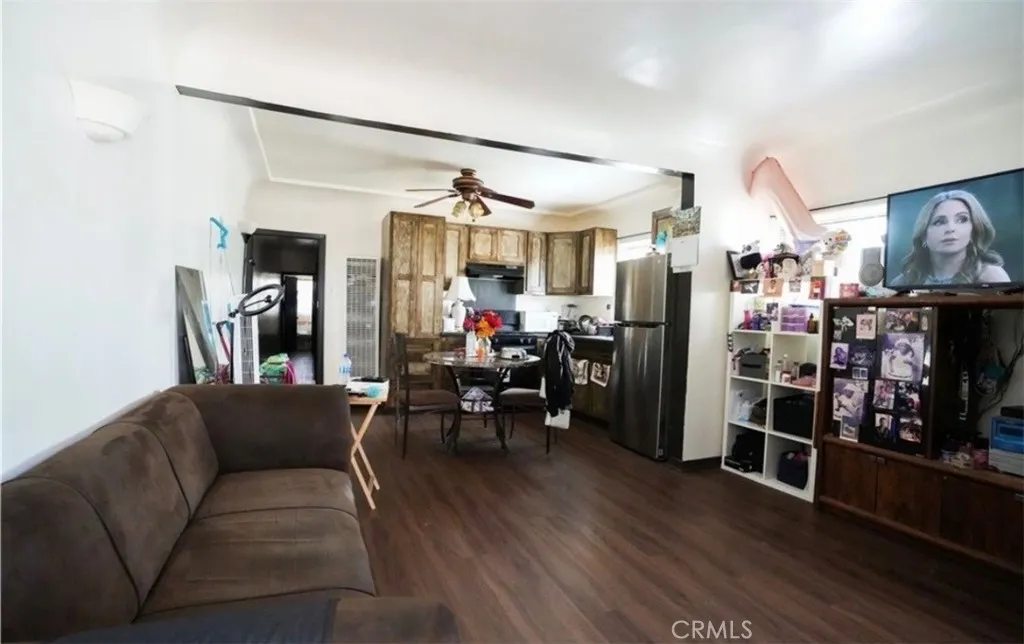 1144 W 85th, Los Angeles, California 90044 home-pic-10
