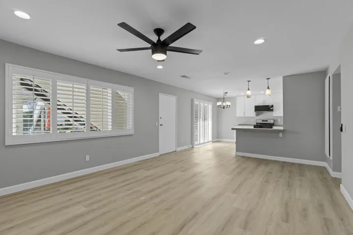 Plantation shutters