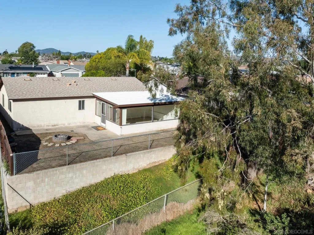 8555 Jade Coast, San Diego, California 92126 home-pic-36