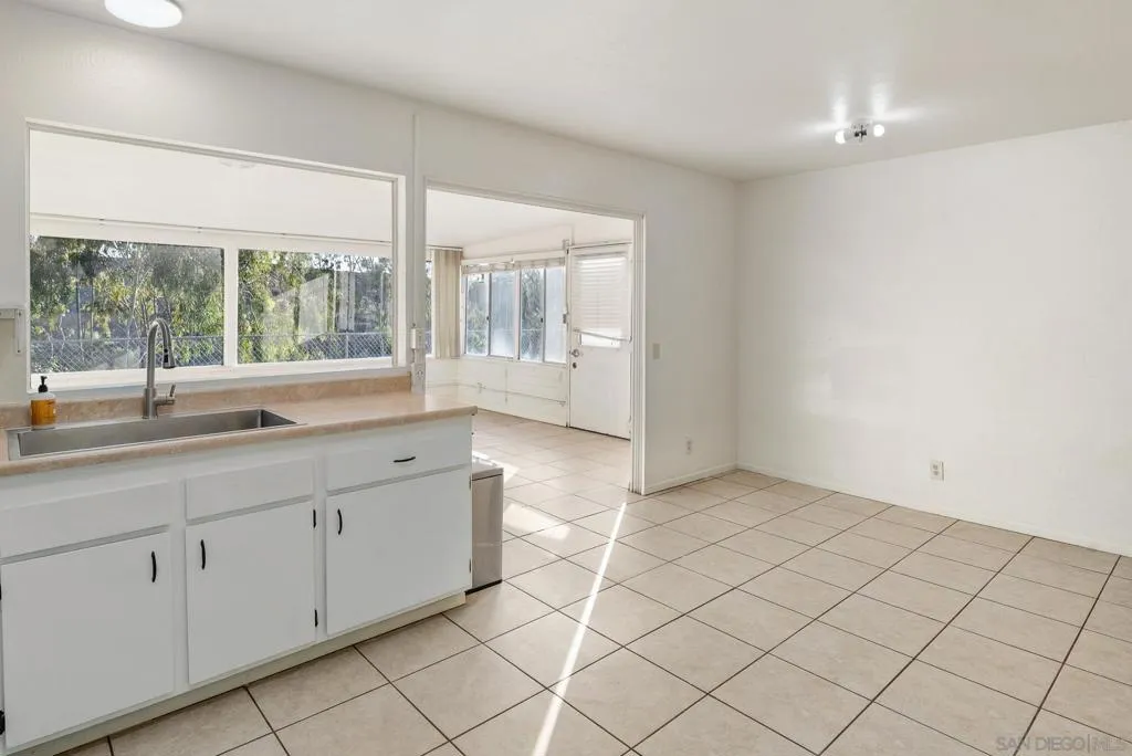 8555 Jade Coast, San Diego, California 92126 home-pic-12