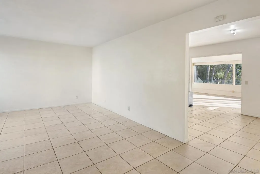 8555 Jade Coast, San Diego, California 92126 home-pic-5