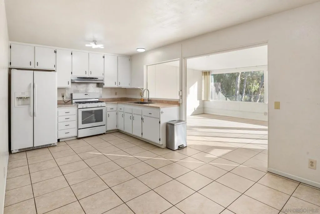 8555 Jade Coast, San Diego, California 92126 home-pic-8