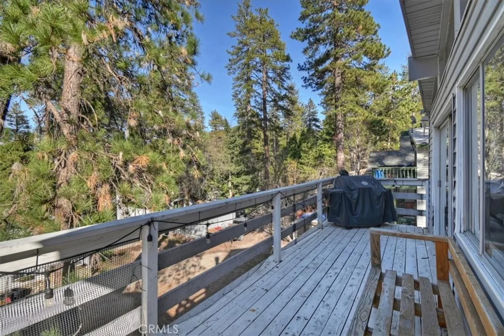 22868 Laurel, Crestline, California 92325 home-pic-35