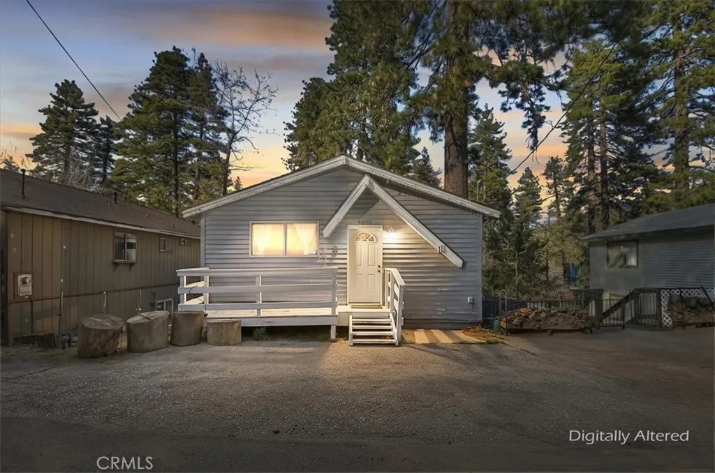 22868 Laurel, Crestline, California 92325 home-pic-0