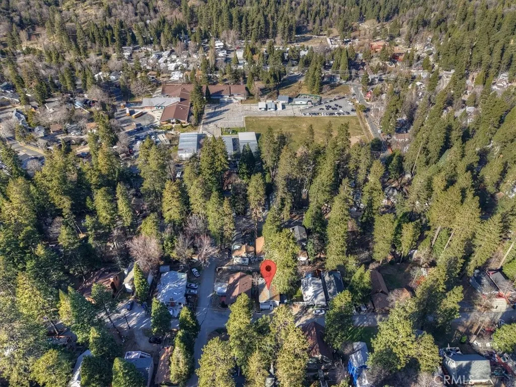22868 Laurel, Crestline, California 92325 home-pic-2