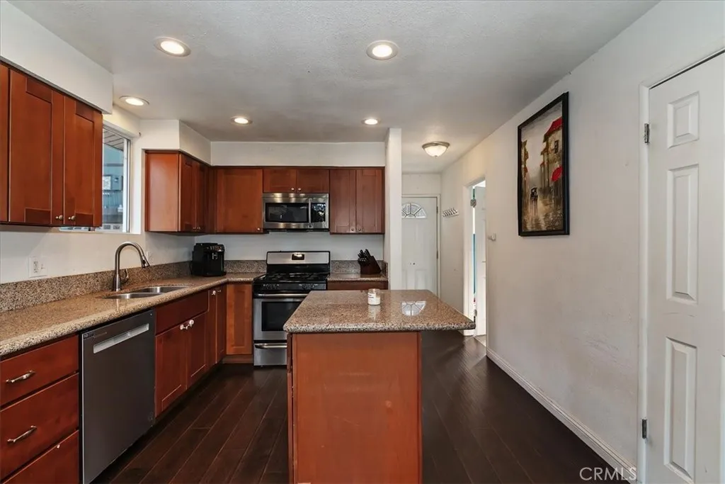22868 Laurel, Crestline, California 92325 home-pic-13