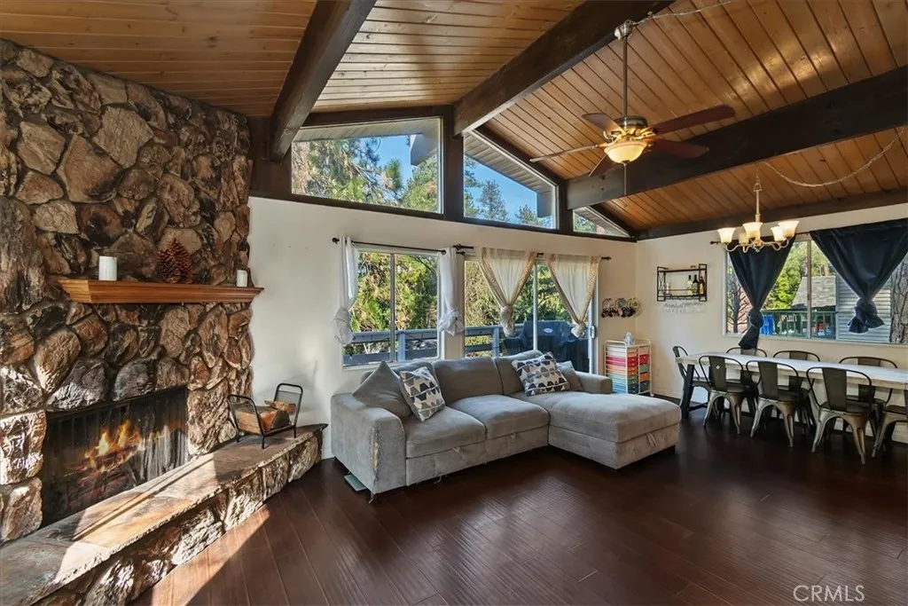 22868 Laurel, Crestline, California 92325 home-pic-6