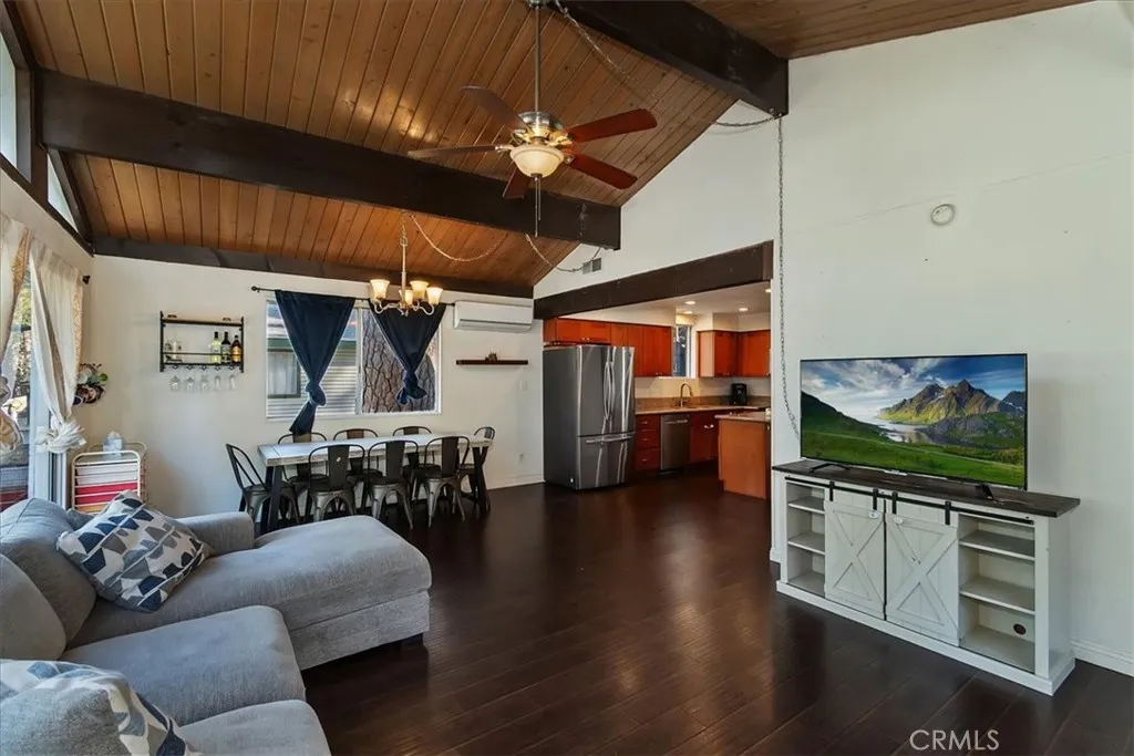 22868 Laurel, Crestline, California 92325 home-pic-8
