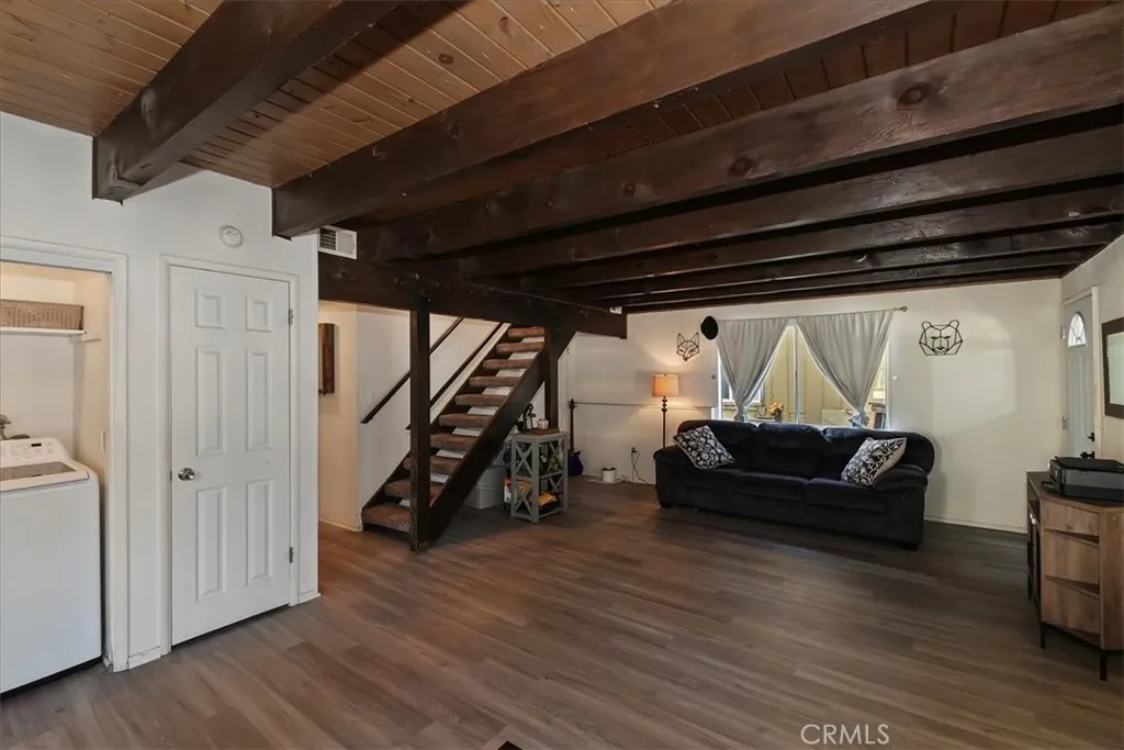 22868 Laurel, Crestline, California 92325 home-pic-25