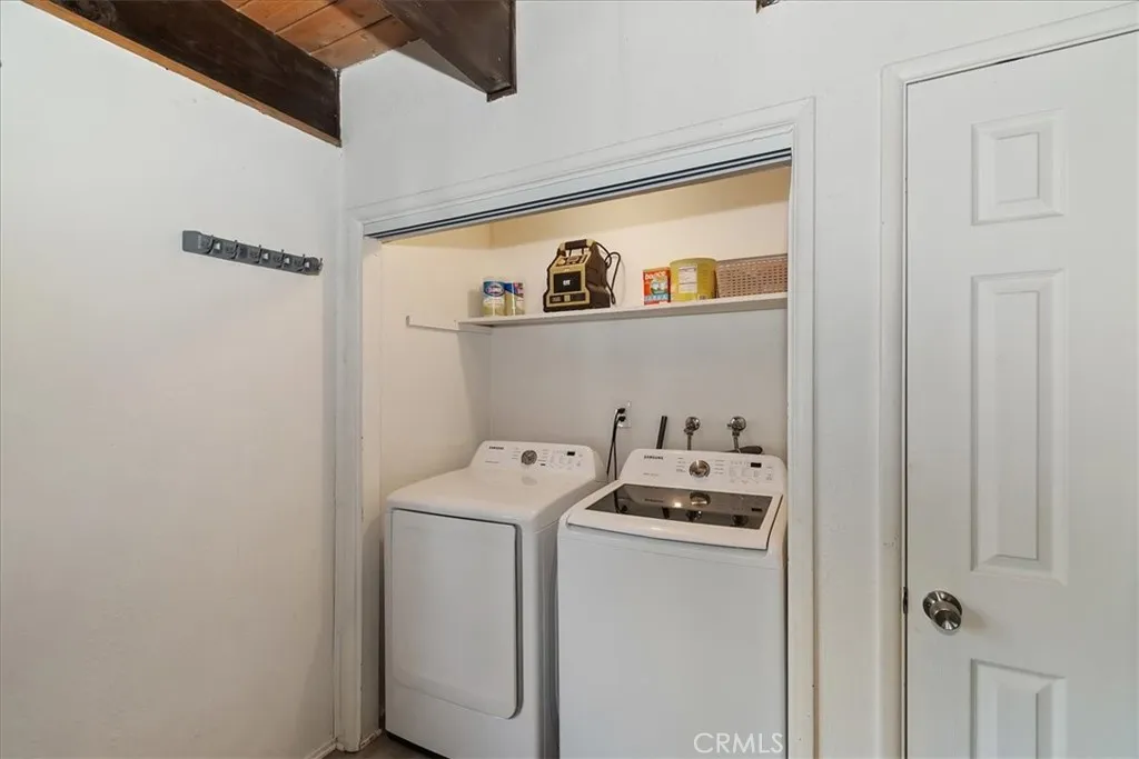 22868 Laurel, Crestline, California 92325 home-pic-32