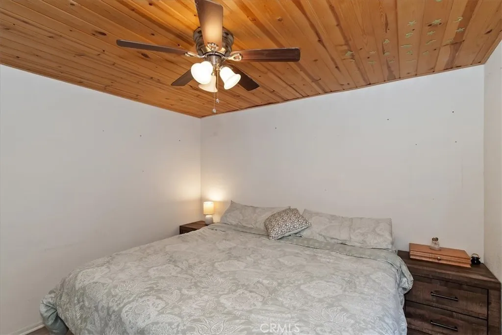 22868 Laurel, Crestline, California 92325 home-pic-28