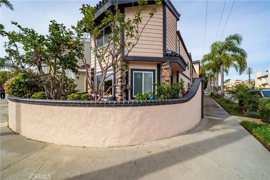 427 21st, Huntington Beach, California 92648 home-pic-42
