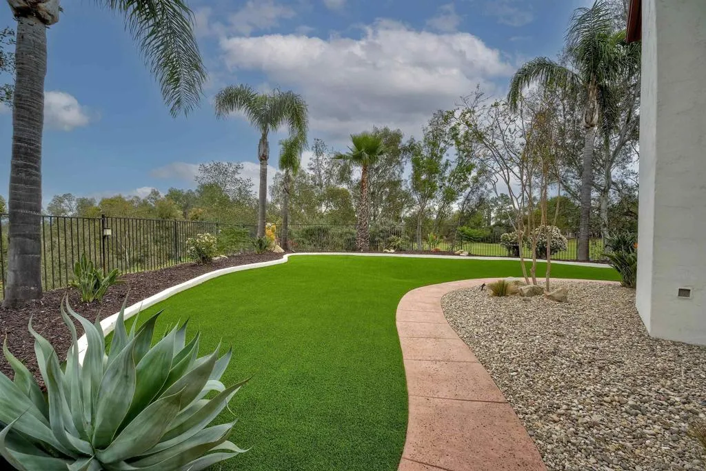 17277 N Woodson Court, Ramona, California 92065 home-pic-29