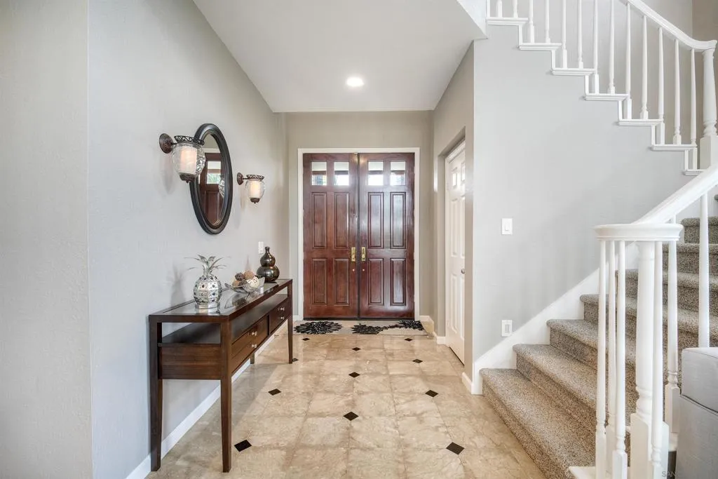 17277 N Woodson Court, Ramona, California 92065 home-pic-8
