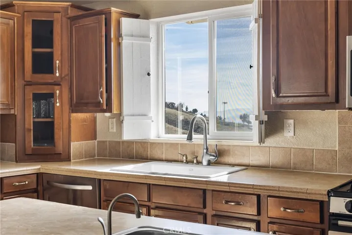 990 Mesa Valley Road, Lebec, California 93243