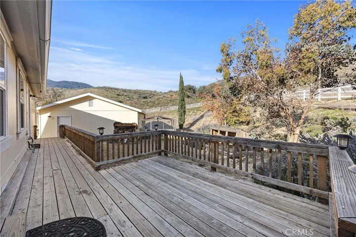 990 Mesa Valley Road, Lebec, California 93243